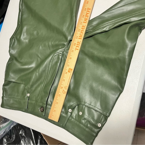 Urban Outfitters Faux Leather Pants Green Size 28 A2 - Picture 9 of 10